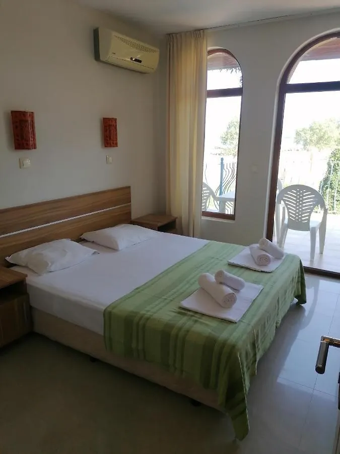 Vip Apartments In Garden Beach Sozopol