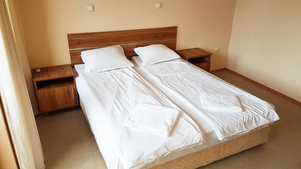 Vip Apartments In Garden Beach Sozopol