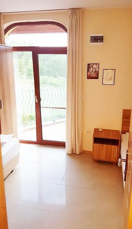 Vip Apartments In Garden Beach Sozopol