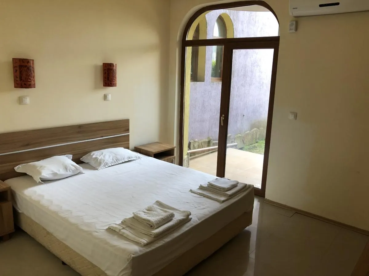 Vip Apartments In Garden Beach Sozopol Bulgaria