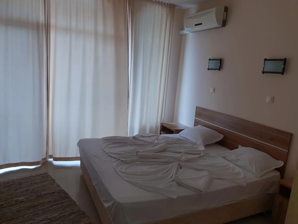 Vip Apartments In Garden Beach Sozopol